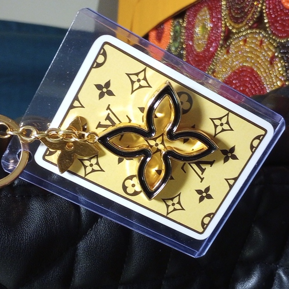 Louis Vuitton Joker Playing Card With Fashion Keychain